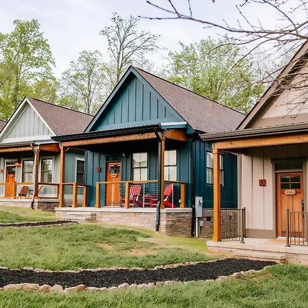 Azalea & Blackberry Cabins